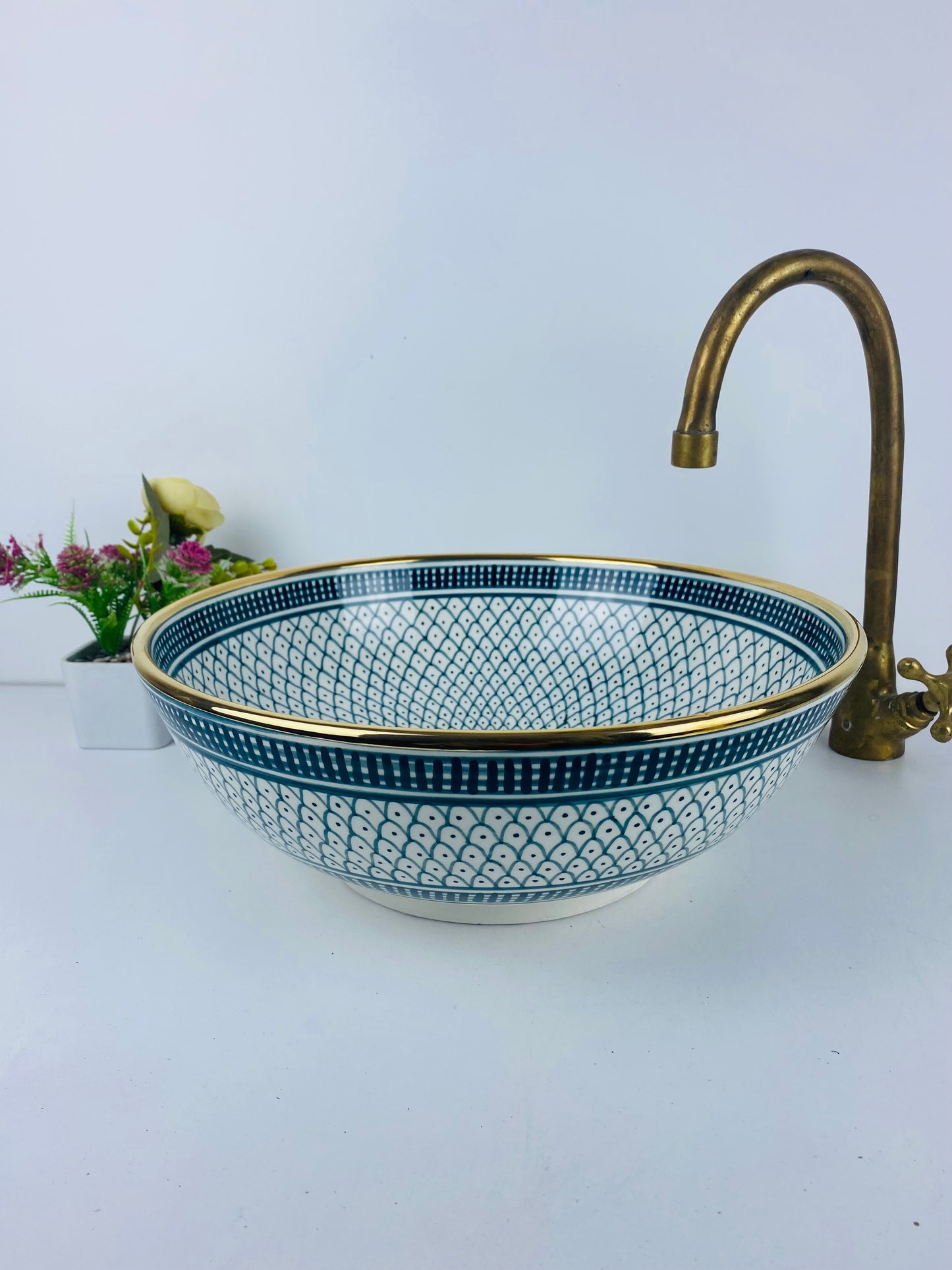 Bathroom Ceramic sink 14K Gold, hand painted bathroom ceramic washbasin, Custom Luxury handmade counter top basin
