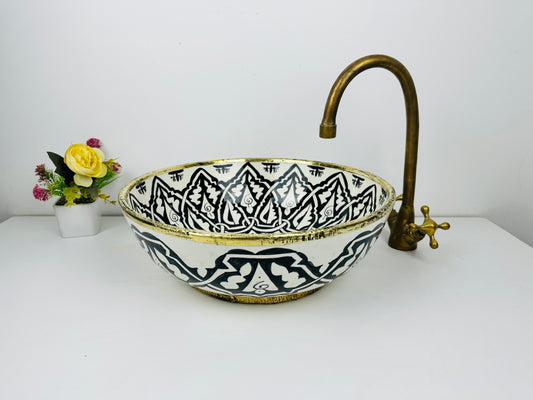 Timeless Classic: Handcrafted Ceramic Sink in Black and White Traditional Style with Brass