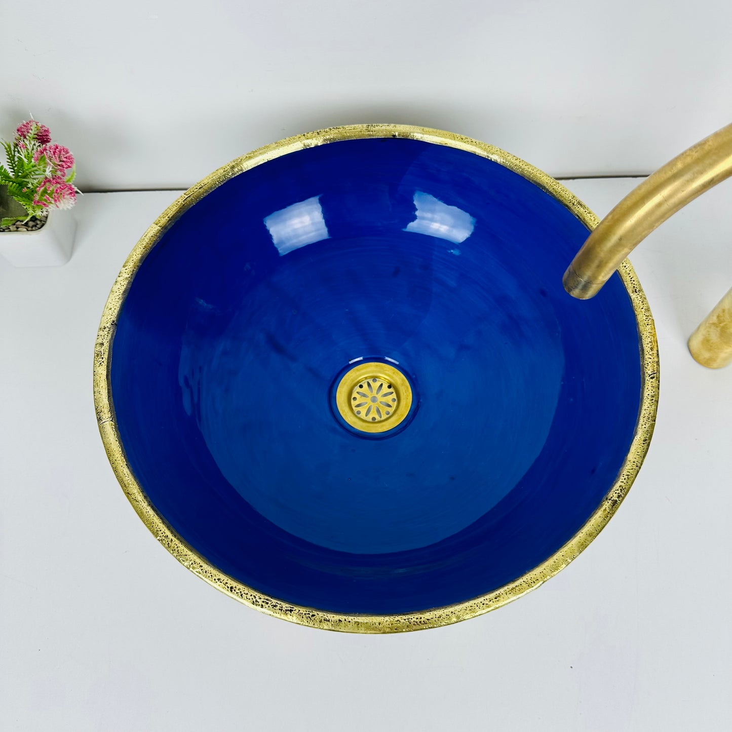 Sapphire Majesty: Handcrafted Ceramic Sink with Dark Blue and Gold Brass Accent