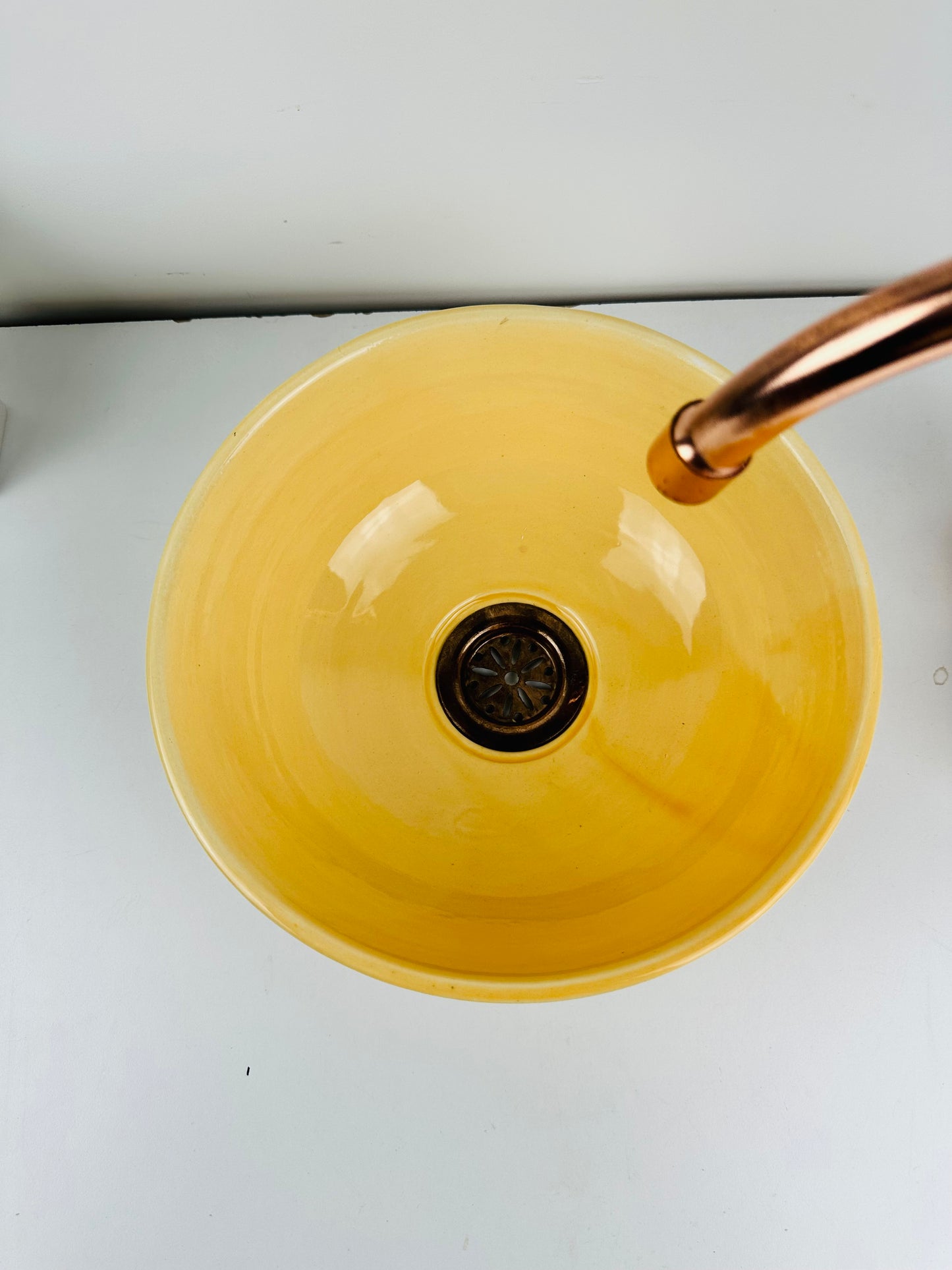 Golden Mustard: Handcrafted Ceramic Sink in Mustard Yellow Hue