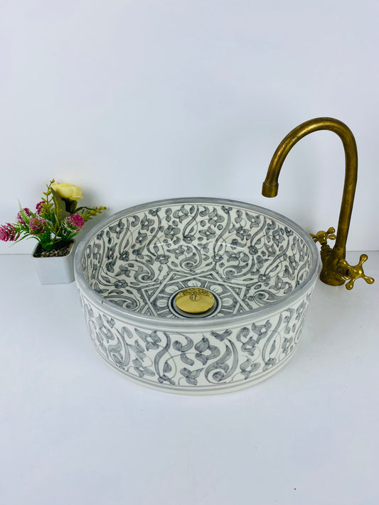 Silver Arboretum: Handcrafted Ceramic Sink with Gray Garden Design