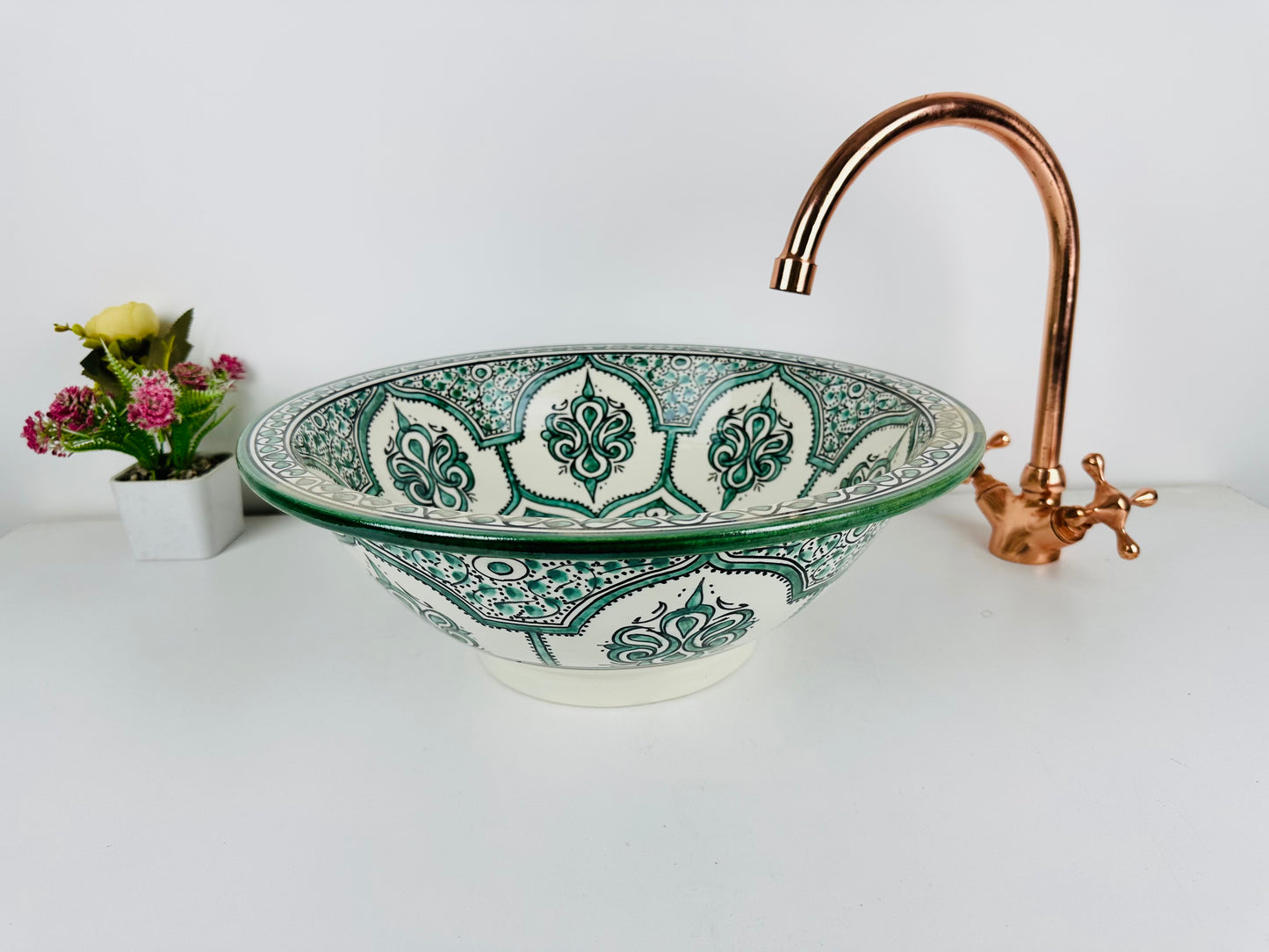 Moroccan Meadow: Handcrafted Ceramic Sink with Traditional Green Moroccan Design