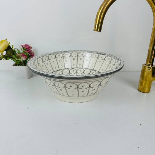 Silver Enclosure: Handcrafted Ceramic Sink with Light Gray Fence Motif