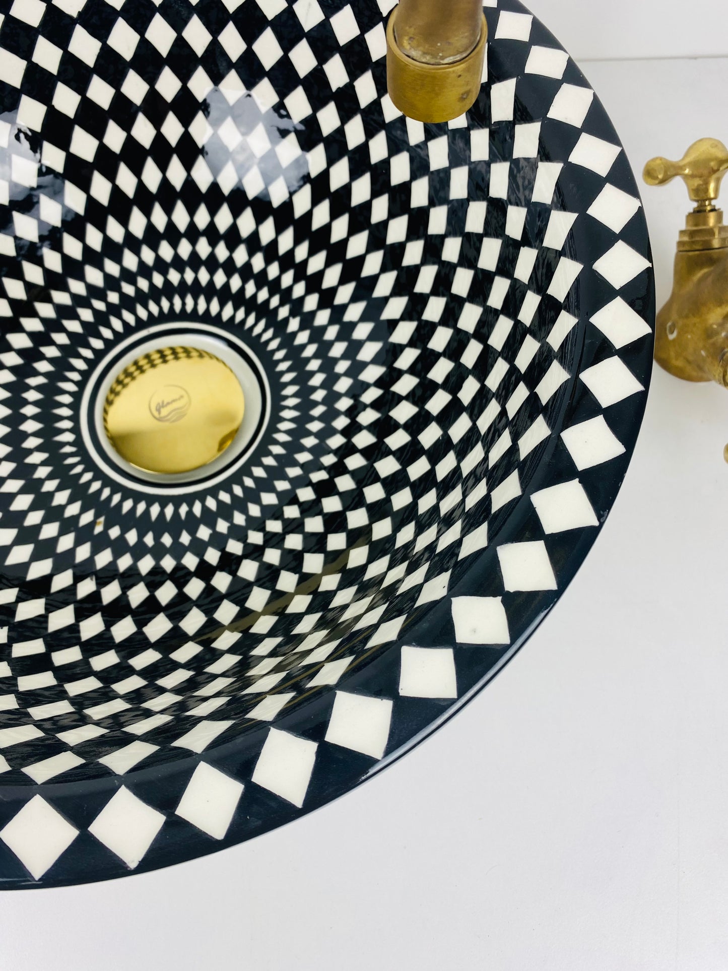 Checkered Charm: Handcrafted Ceramic Sink with Checkerboard Design