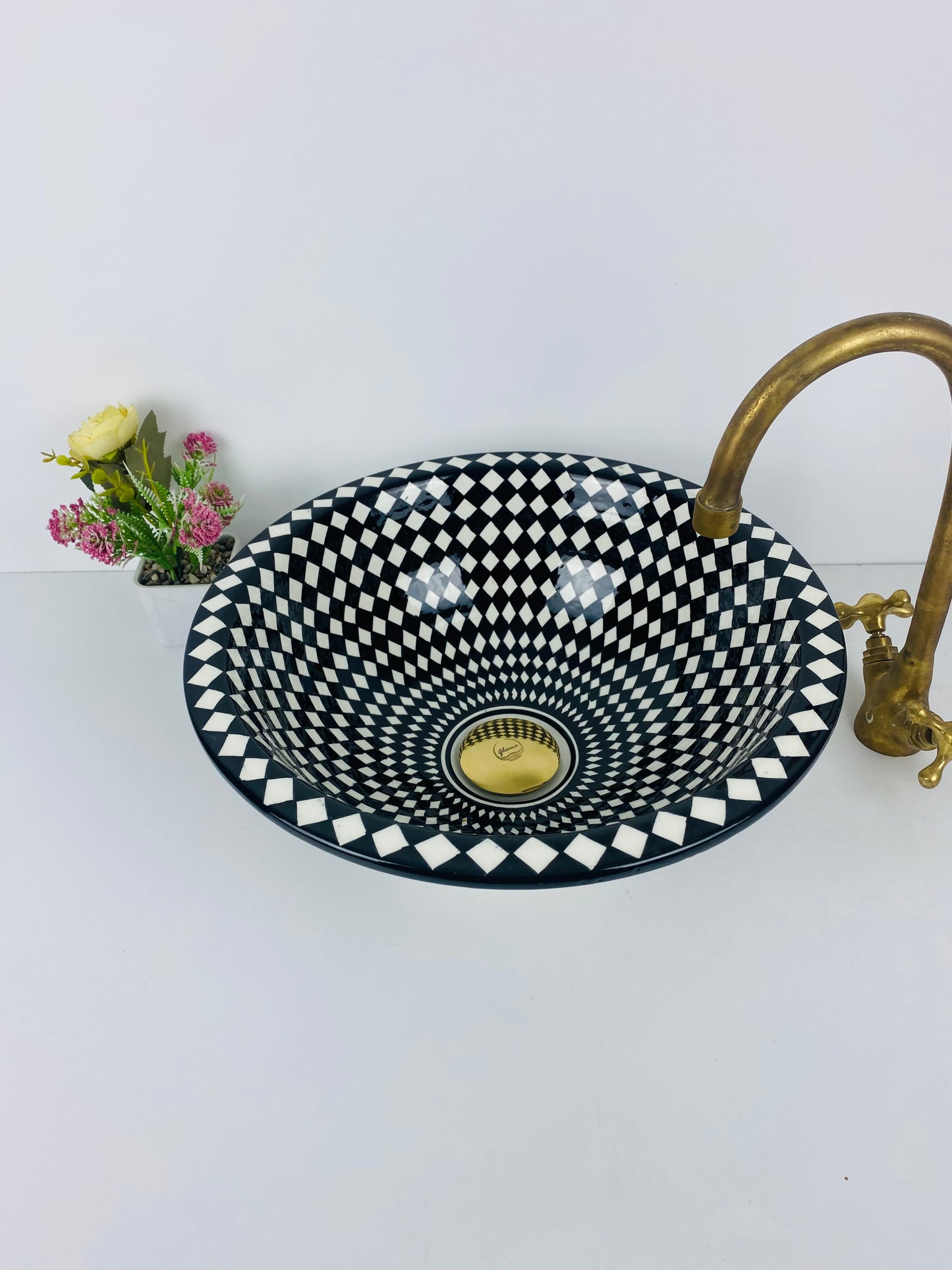 Checkered Charm: Handcrafted Ceramic Sink with Checkerboard Design