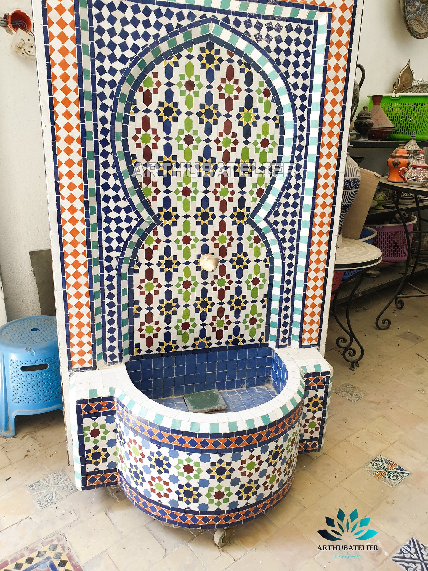 Handcrafted Moroccan Zellige Fountain – Multicolor Mosaic Elegance