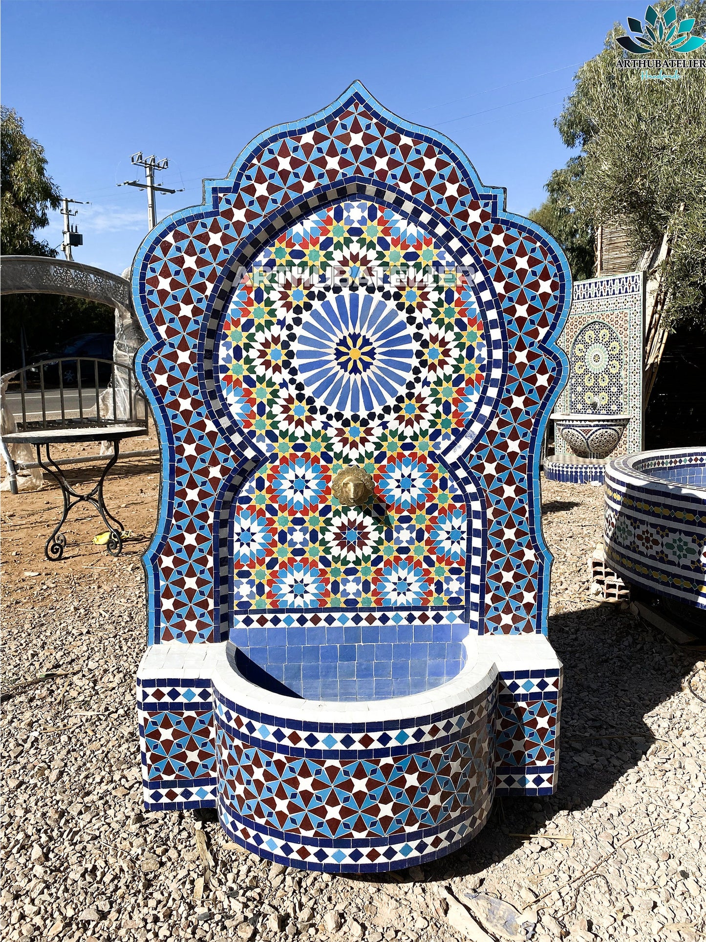 Moroccan Handcrafted Zellige Mosaic Fountain – A Timeless Outdoor & Indoor Masterpiece