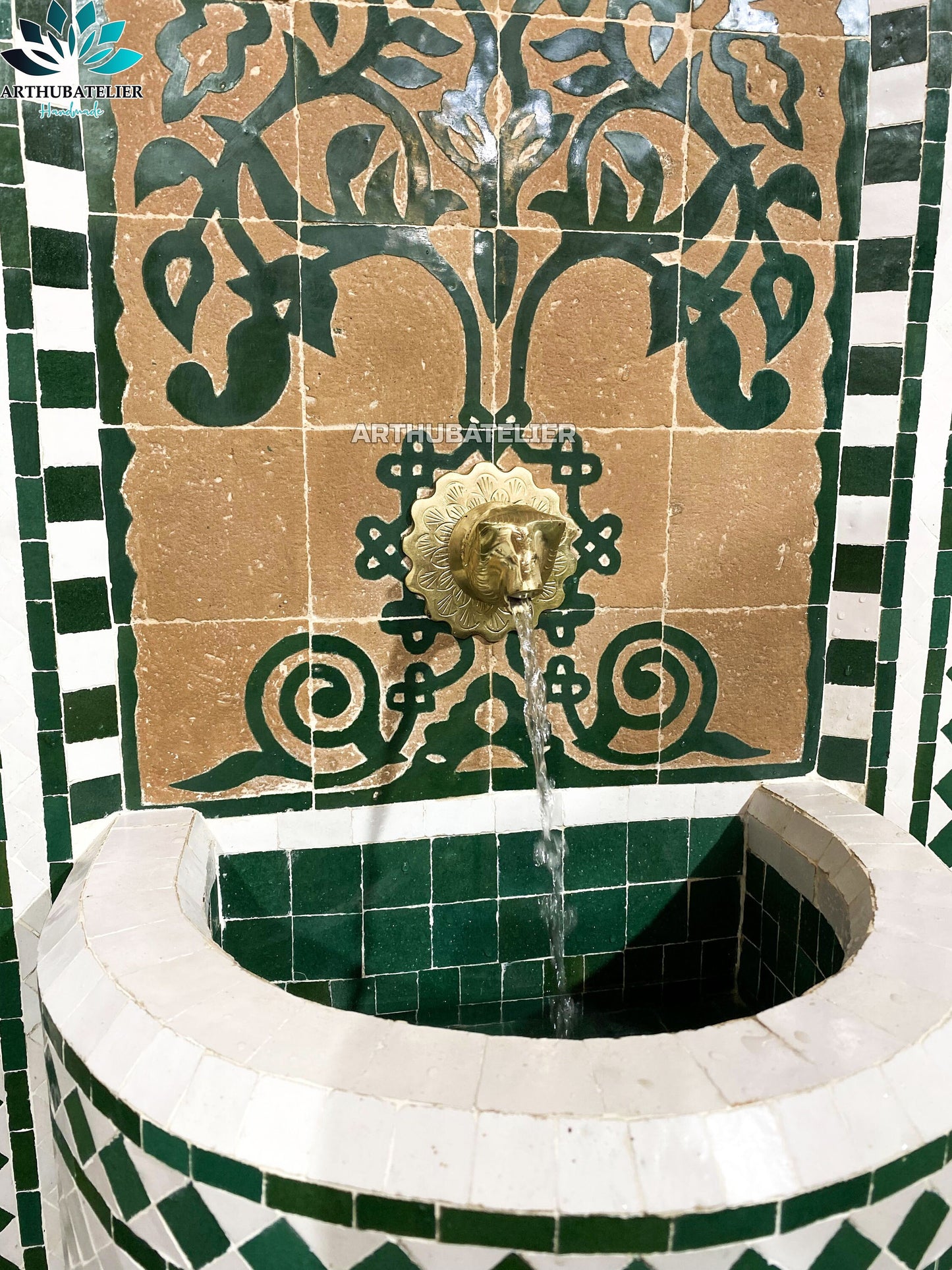 Handmade Moroccan Zellige Fountain – Green & Gold Elegance