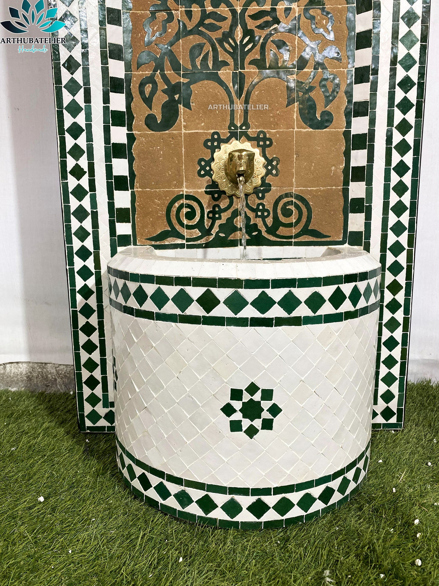 Handmade Moroccan Zellige Fountain – Green & Gold Elegance